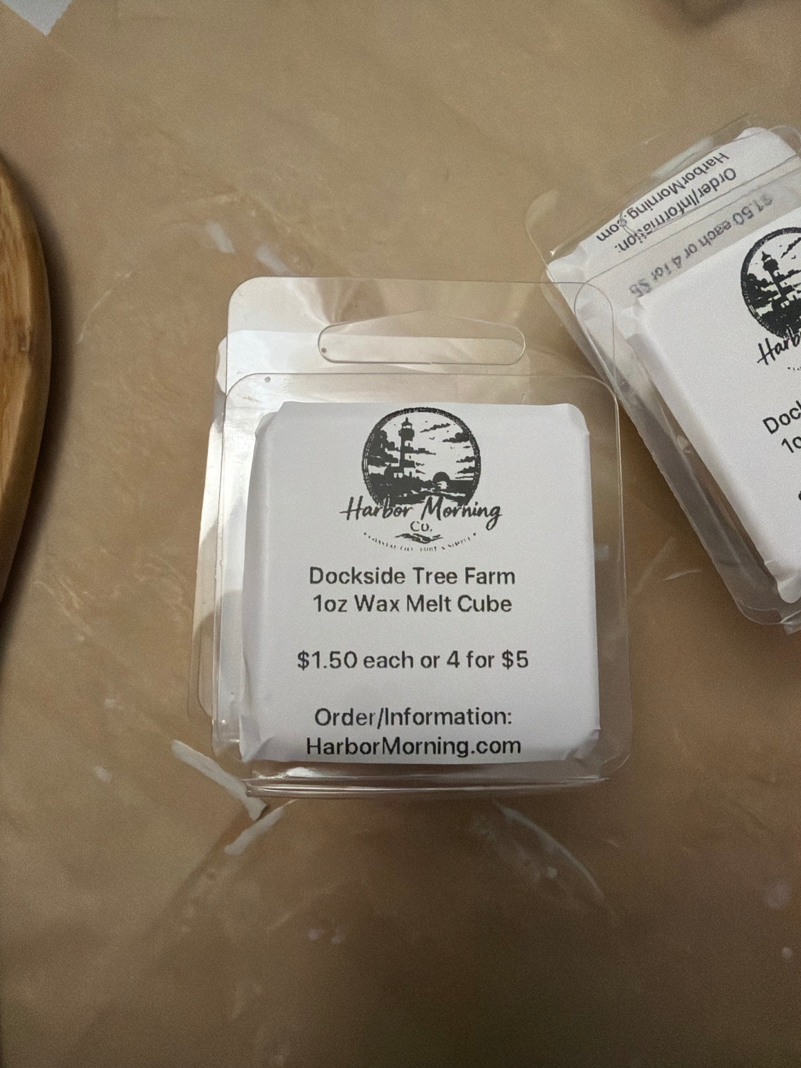 Harbor Morning Co. Dockside Tree Farm 1 oz wax melt cube
